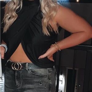 Forever 21 Black Twist-Front Crop Top